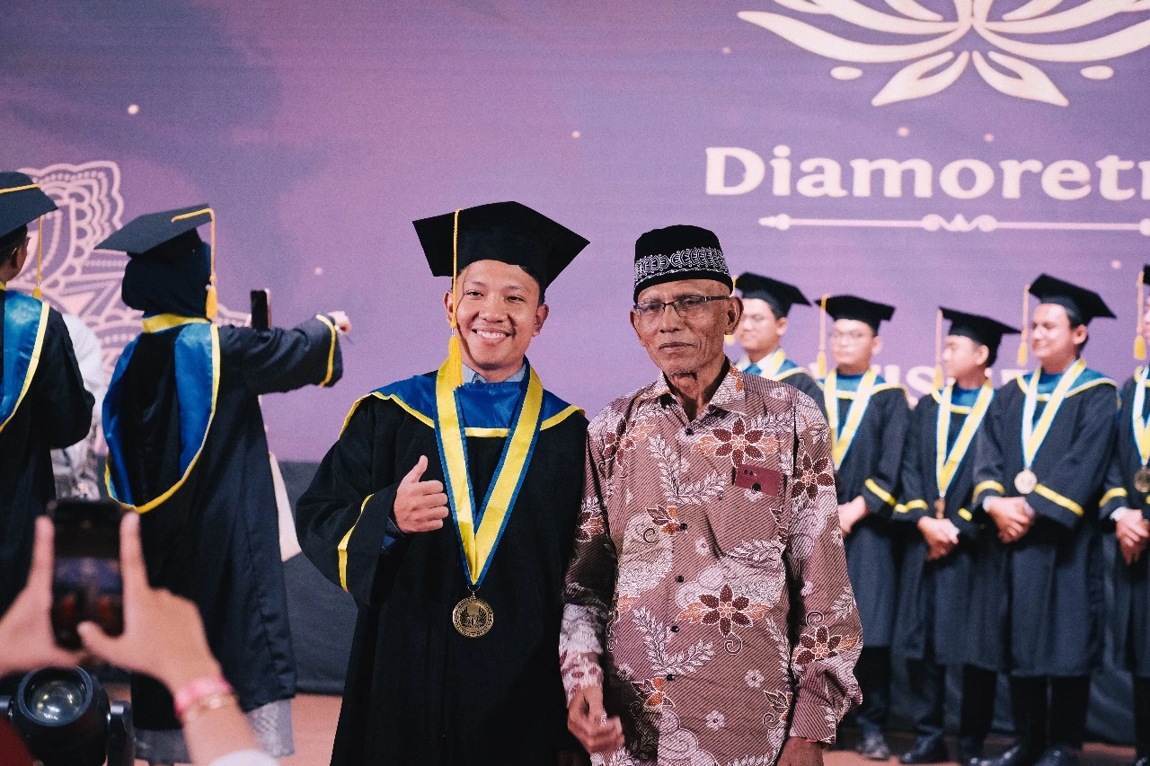 Foto Wisuda 1